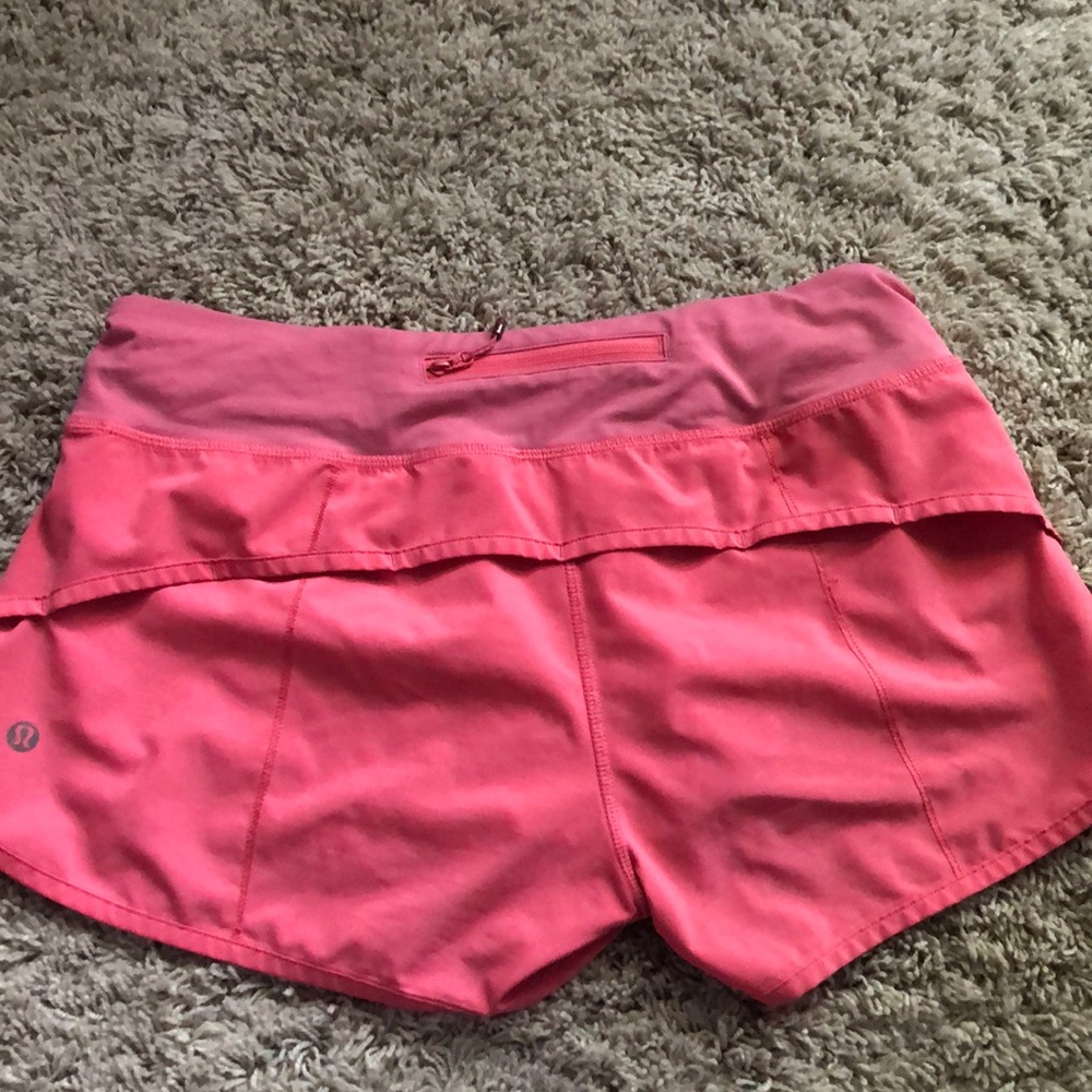 BARELY WORN LULULEMON SHORTS